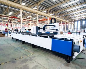 Xưởng CNC uy tín với máy móc hiện đại, đội ngũ kỹ thuật lành nghề và dịch vụ chăm sóc khách hàng tận tâm
