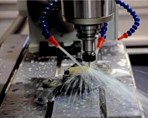 Máy laser, plasma, router CNC hoạt động chính xác, thực hiện cắt kim loại và phi kim loại với độ hoàn thiện cao